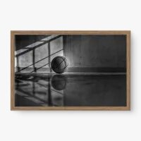 Quadro Decorativo Basquete P&B – Arte Esportiva Elegante